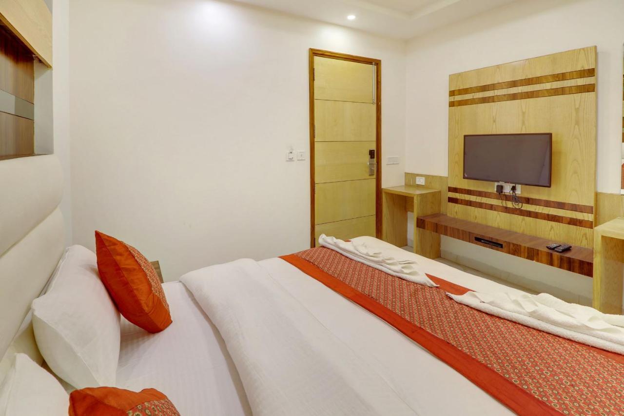 Hotel York Legacy -3 Minutes Walk From New Delhi Railway Station 'The 5 Star Ambience' Newly Built Kültér fotó