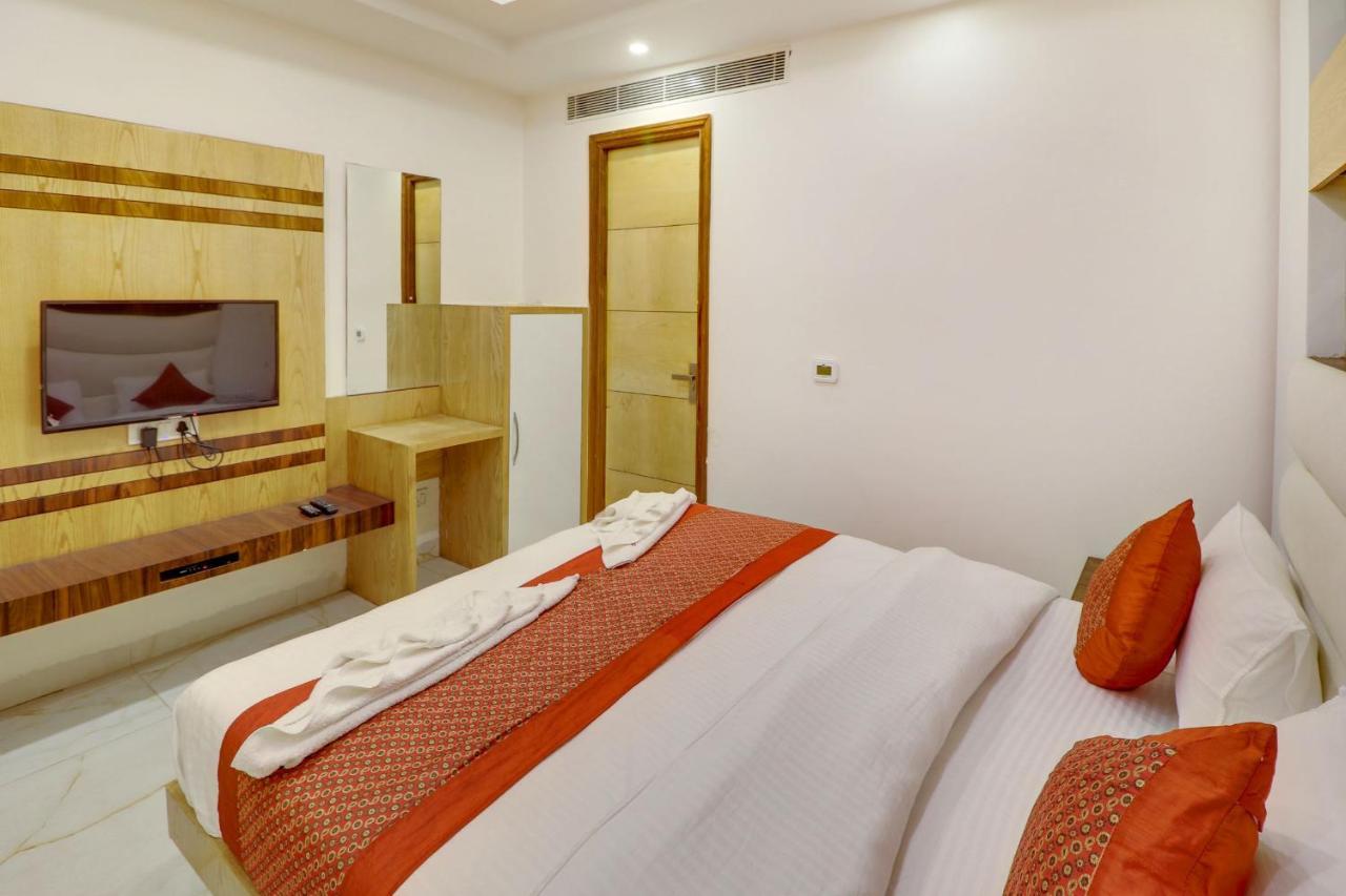 Hotel York Legacy -3 Minutes Walk From New Delhi Railway Station 'The 5 Star Ambience' Newly Built Kültér fotó