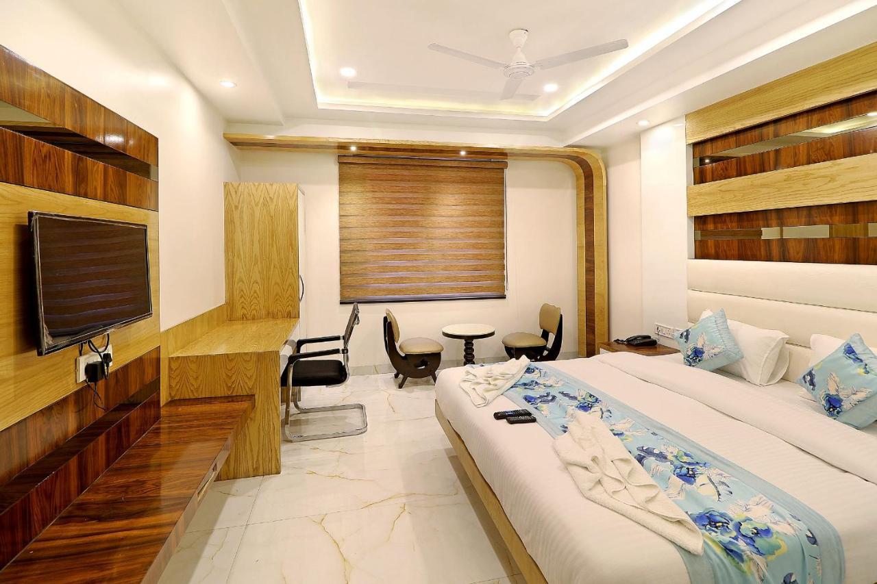 Hotel York Legacy -3 Minutes Walk From New Delhi Railway Station 'The 5 Star Ambience' Newly Built Kültér fotó