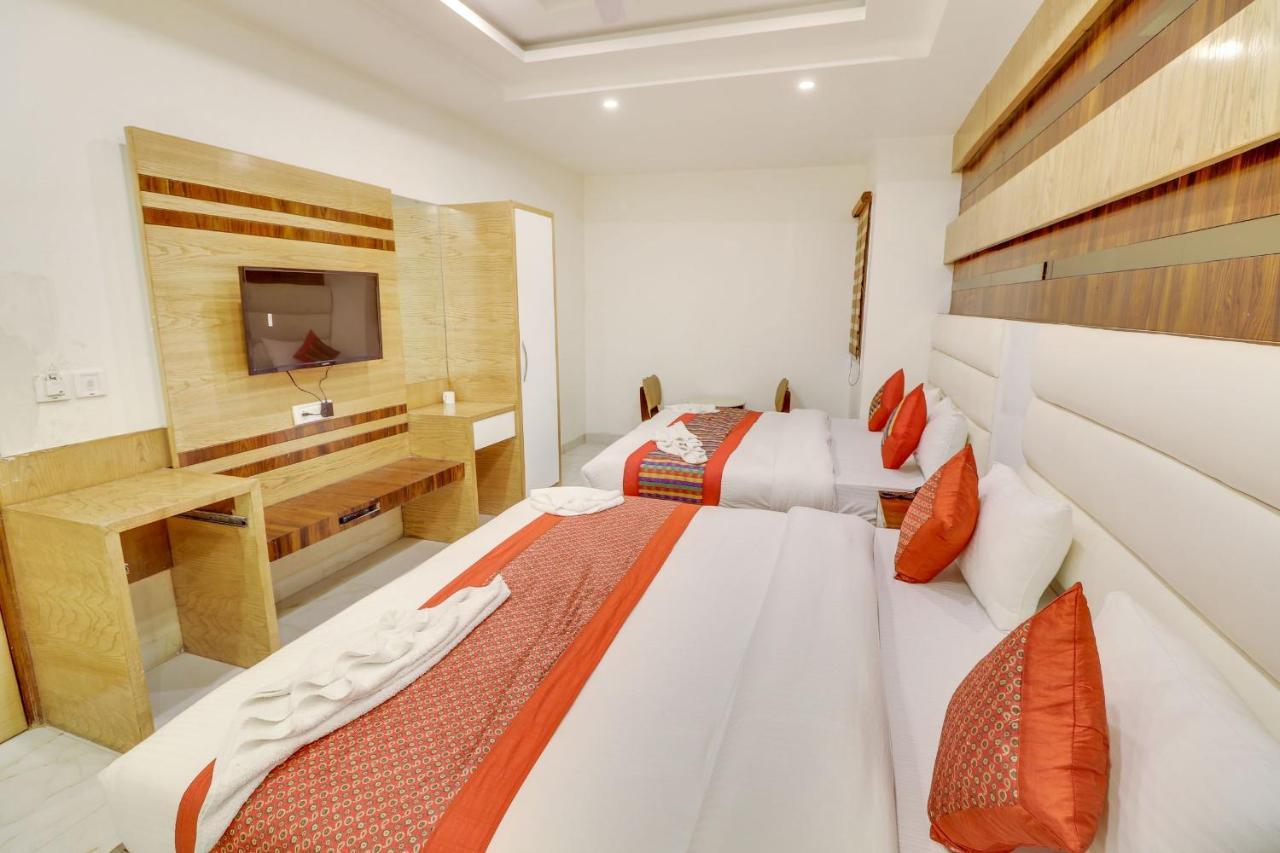Hotel York Legacy -3 Minutes Walk From New Delhi Railway Station 'The 5 Star Ambience' Newly Built Kültér fotó