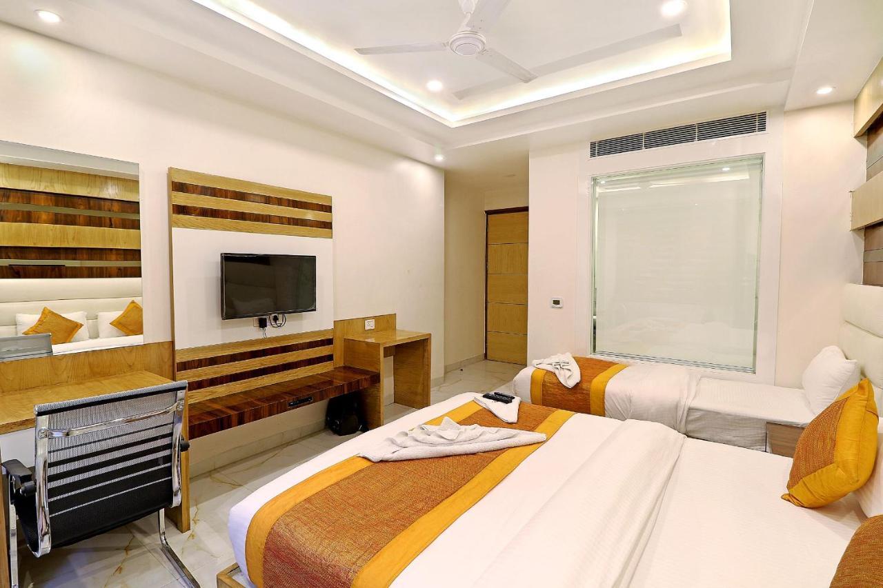 Hotel York Legacy -3 Minutes Walk From New Delhi Railway Station 'The 5 Star Ambience' Newly Built Kültér fotó